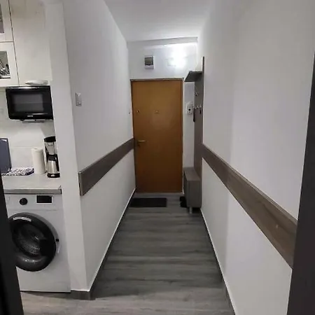 Garsoniera Navi Apartment Onesti Exterior photo