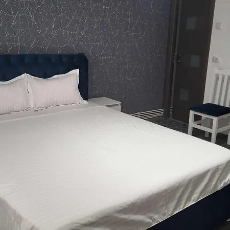 Garsoniera Navi Apartment Onesti Exterior photo